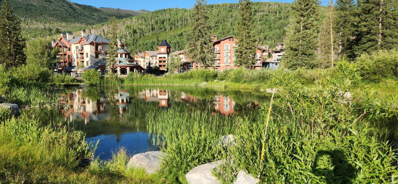 Stunning At Solitude, Steps From Chair Lift, East #103 Brighton Bagian luar foto