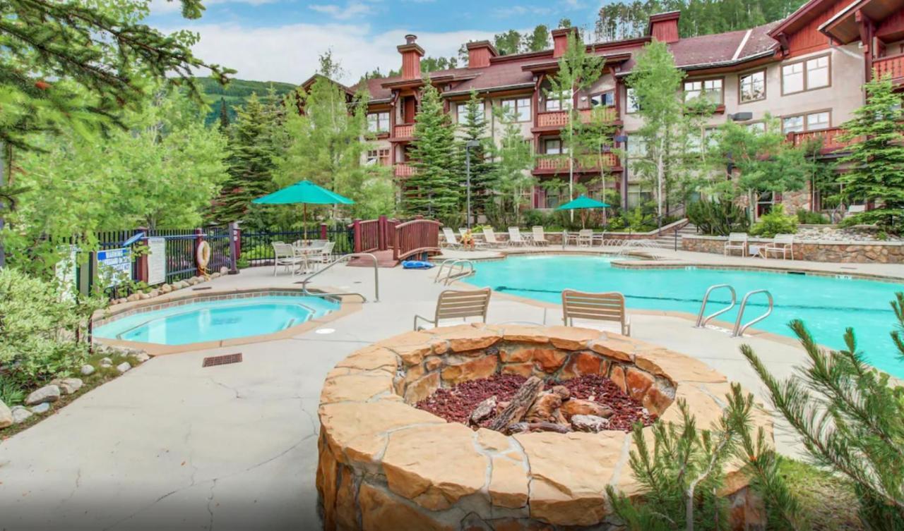 Stunning At Solitude, Steps From Chair Lift, East #103 Brighton Bagian luar foto