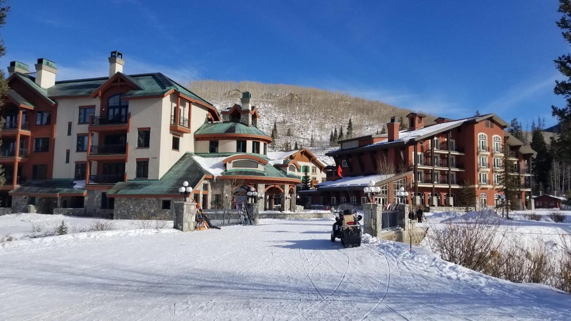 Stunning At Solitude, Steps From Chair Lift, East #103 Brighton Bagian luar foto